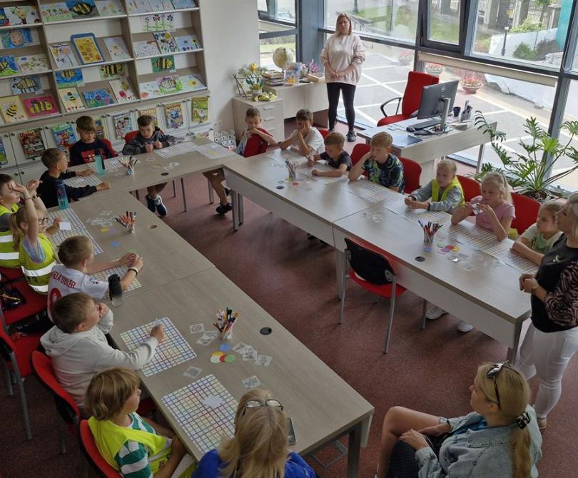 Edukacija „Pagamink draugui dovaną“ tęsiasi