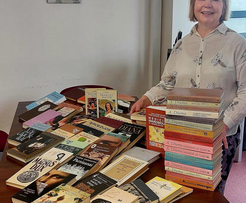 Dovana bibliotekai