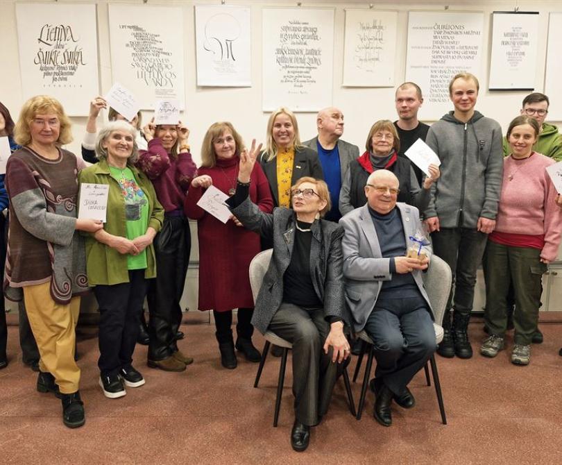 Atidaryta kaligrafijos meistro, profesoriaus A. Gursko darbų paroda