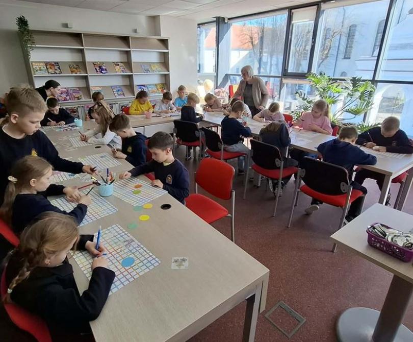 Pagamink draugui dovaną